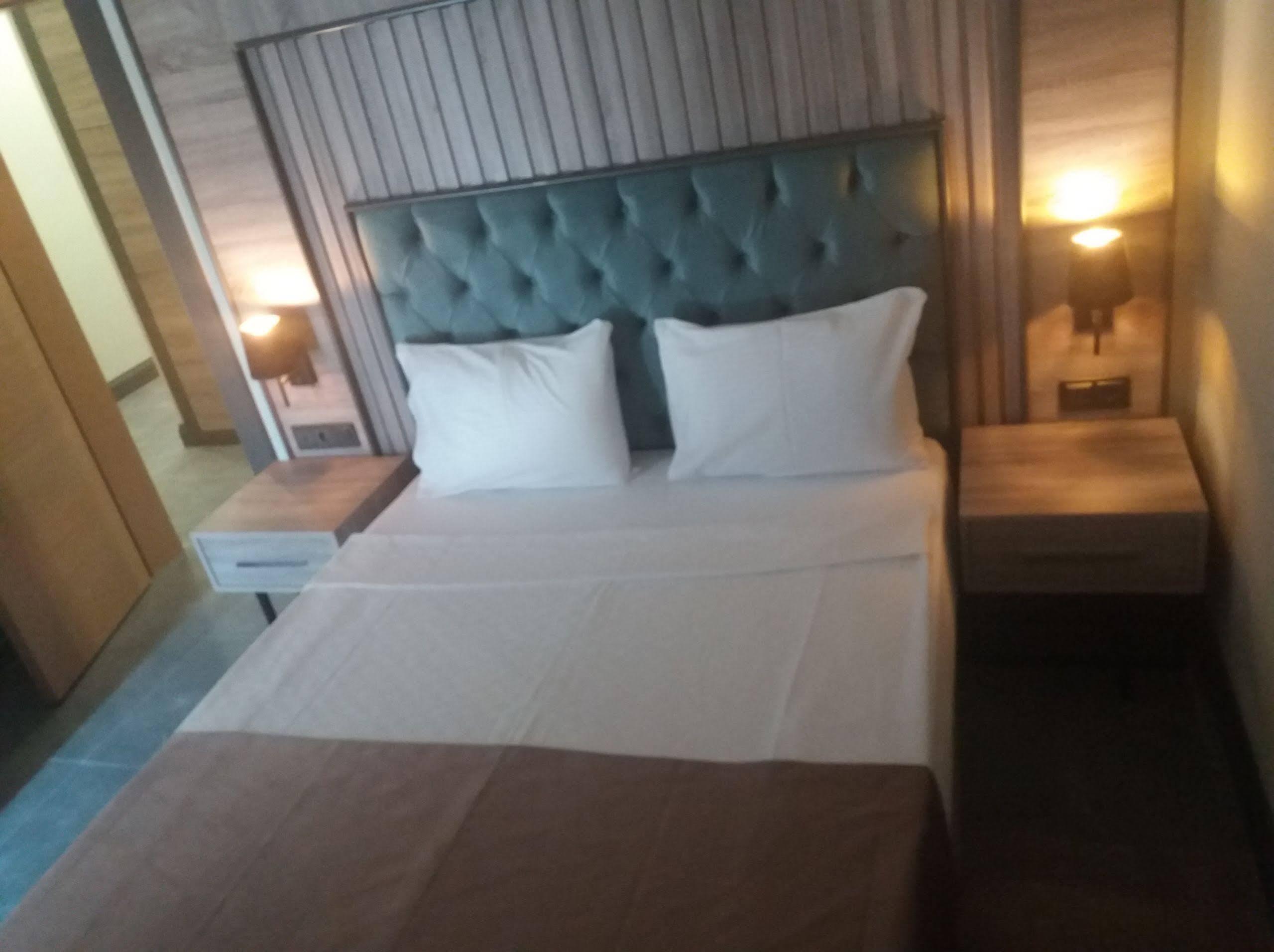 Rodinn Park Hotel Antalya Zewnętrze zdjęcie
