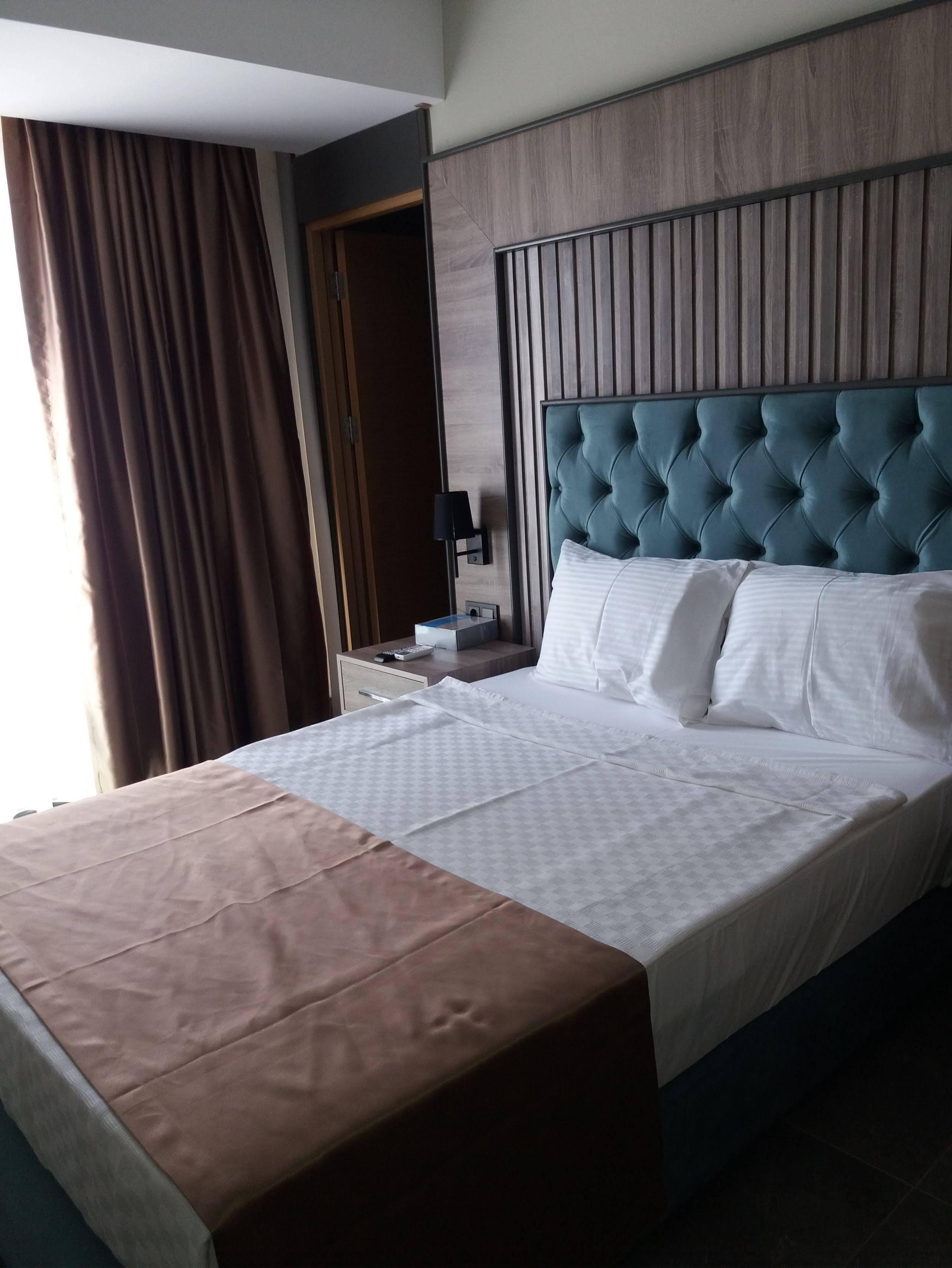 Rodinn Park Hotel Antalya Zewnętrze zdjęcie